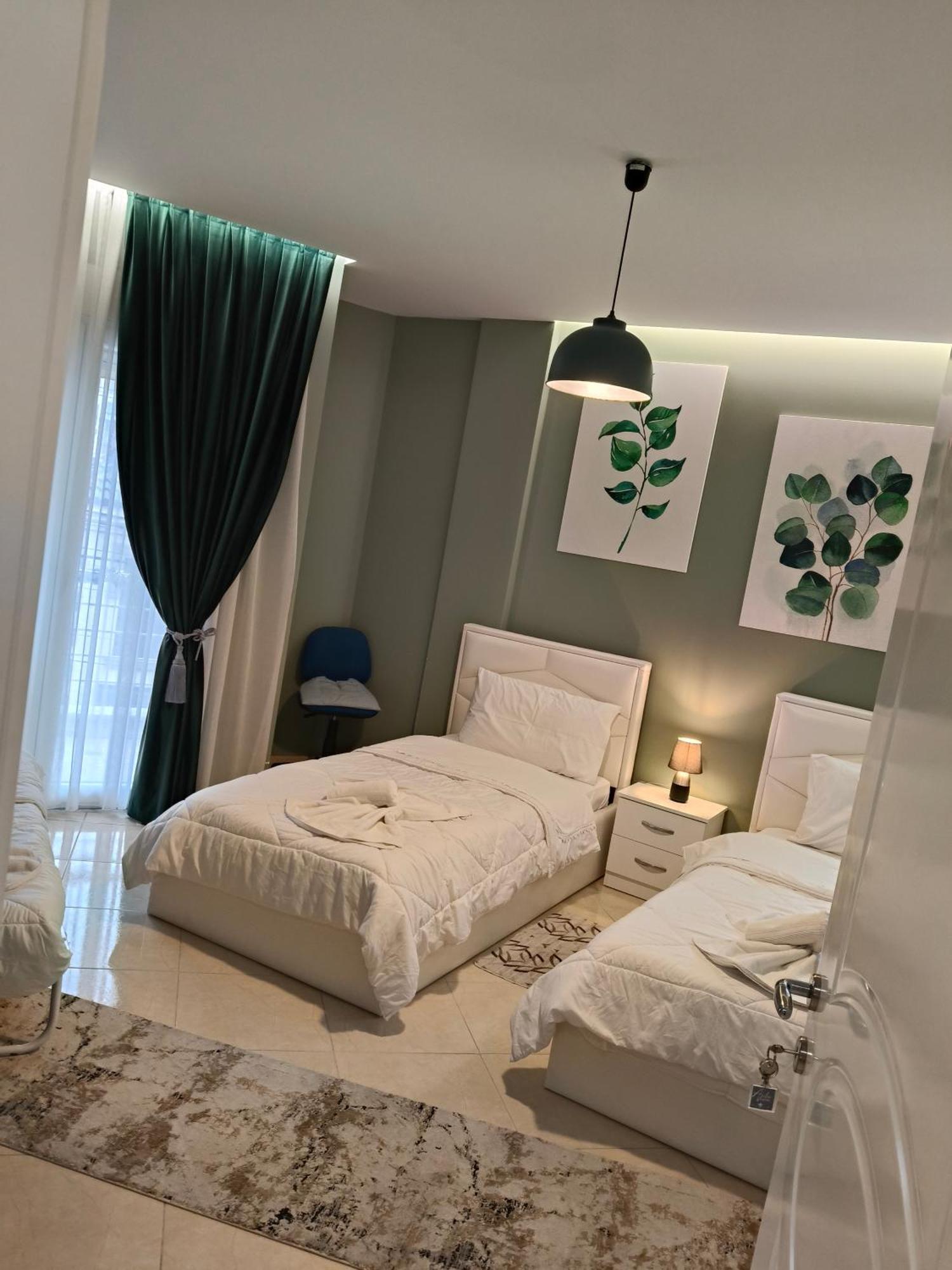 Ajilin Hotel Rooms Корча Номер фото