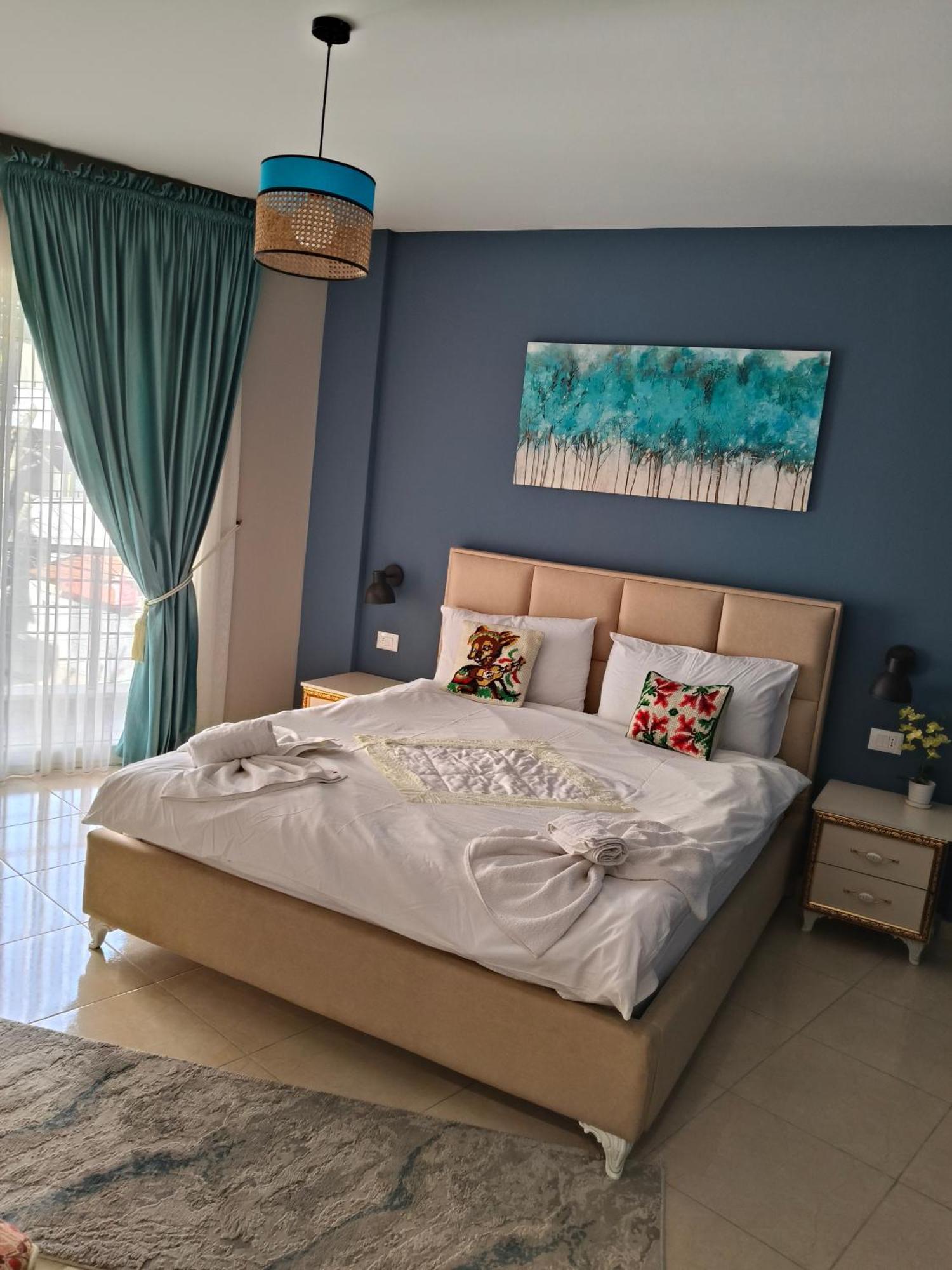 Ajilin Hotel Rooms Корча Номер фото